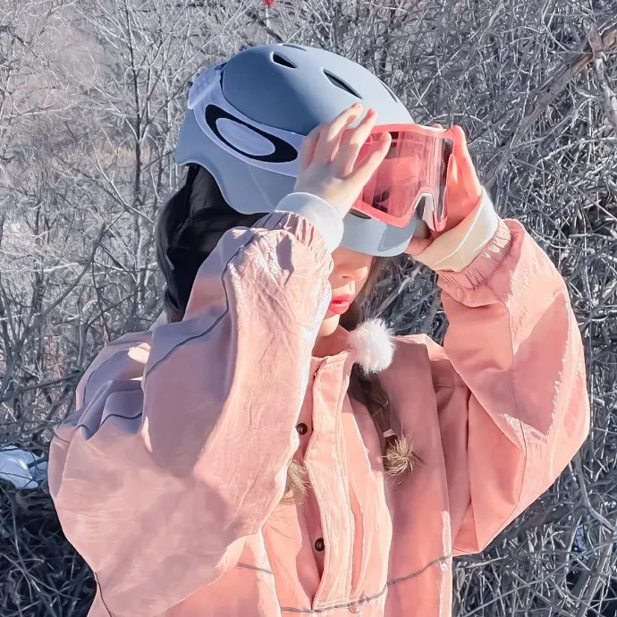 饥荒全村吃草根,我带全家顿顿肉